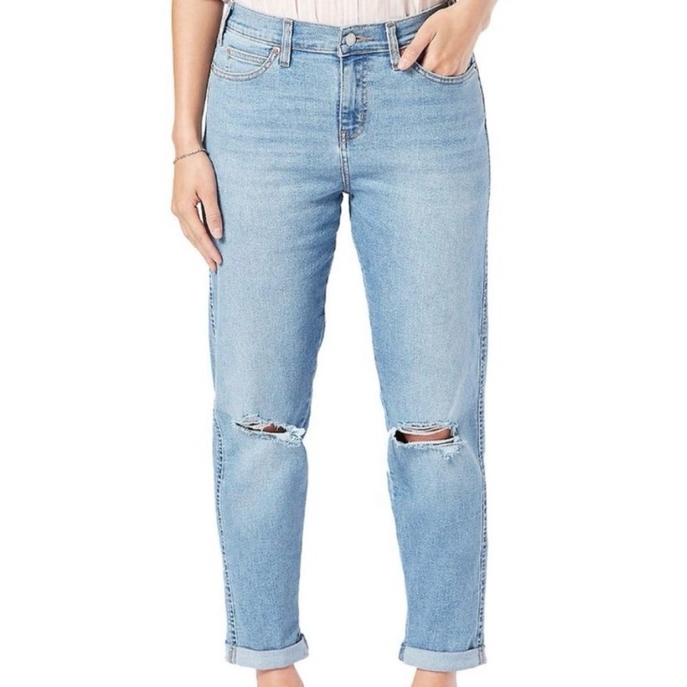 Levi's Strauss Signature Gold Boyfriend Jeans